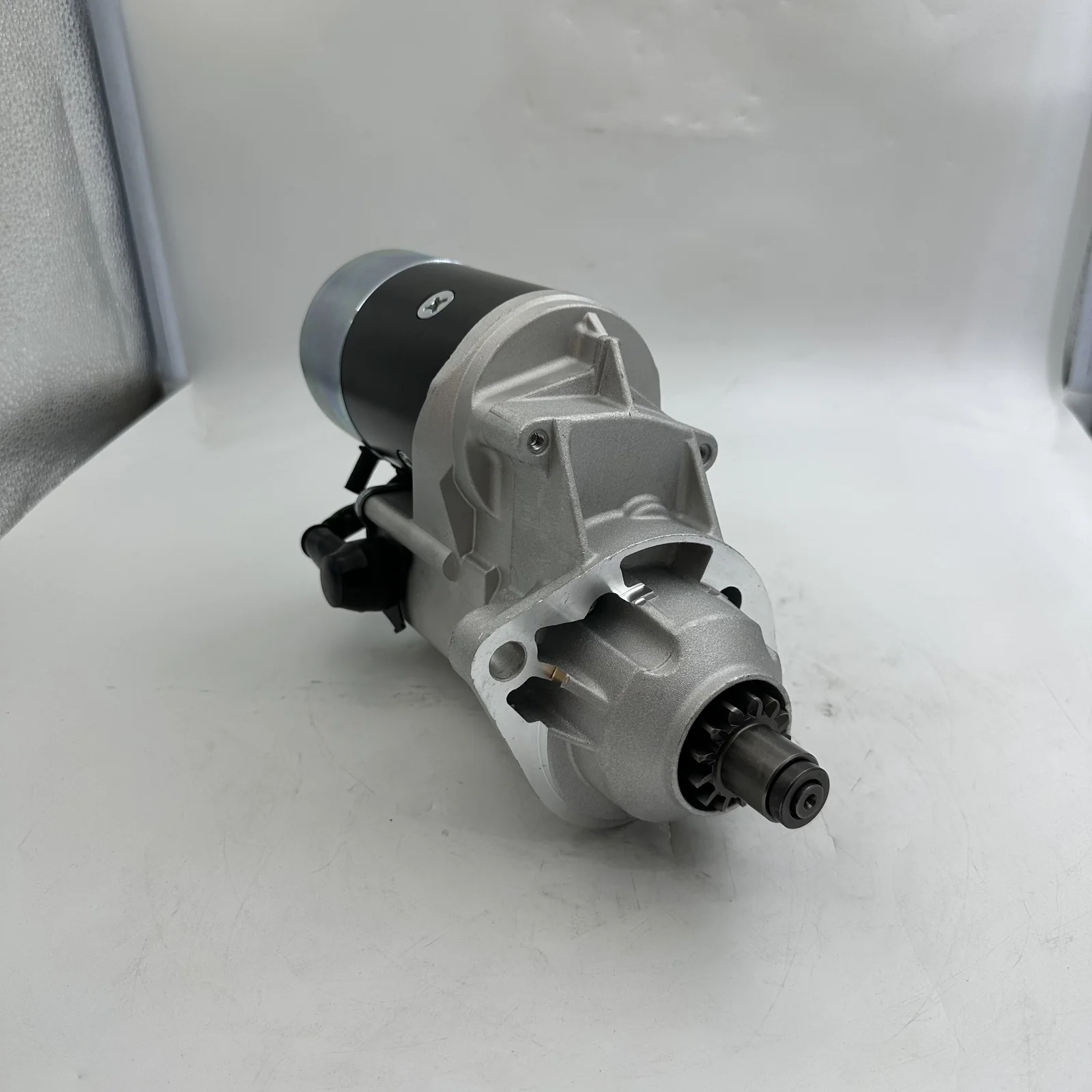 EexcavaStart 12V 13-tooth starter motor for selected Cummins applications